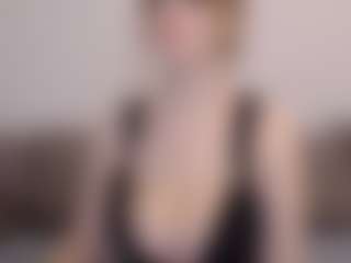 Live cam show with Helen Moore - White on Dare Cams | united kingdom