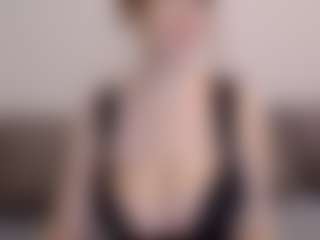 Live cam show with Helen Moore - Big Ass on Fling VIP Chat