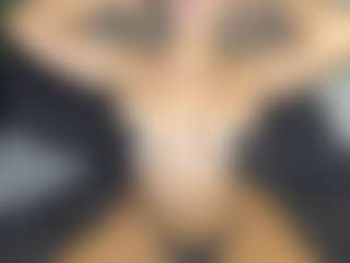 Live cam show with Cattleya - Fishnets on fapnchat