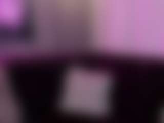 Live cam show with Maria - Smoking on Chatstar