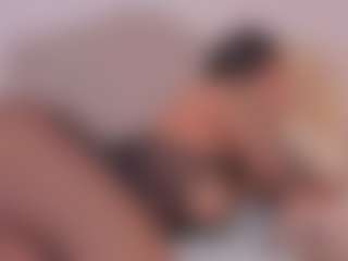 Live cam show with Valery Santorini - Anal on googirlz