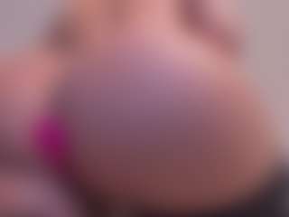 Valery Santorini's Live Sex Cam Show
