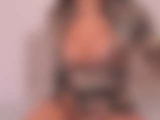 Valery Santorini's Live Sex Cam Show