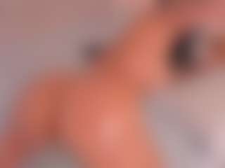 Valery Santorini's Live Sex Cam Show