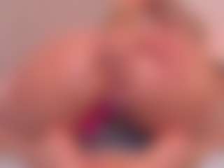 Valery Santorini's Live Sex Cam Show