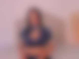 Live cam show with Valery Santorini - Flashing on sexytreat.net