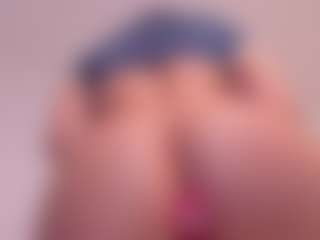 Valery Santorini's Live Sex Cam Show
