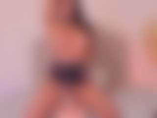 Valery Santorini's Live Sex Cam Show