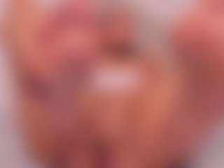 Live cam show with Valery Santorini - Natural on Strip Flash - Live Sex Shows