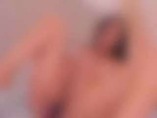 Live cam show with Valery Santorini - Natural on SinfulBabes