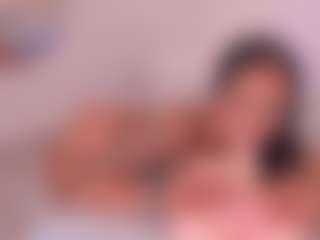 Live cam show with Valery Santorini - Dildo on CamClone