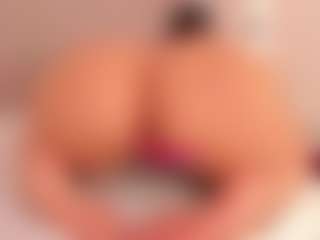 Valery Santorini's Live Sex Cam Show