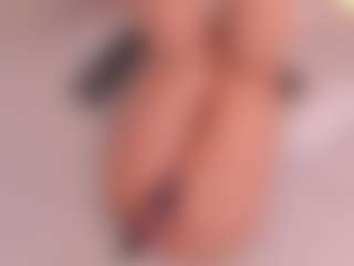 Valery Santorini's Live Sex Cam Show