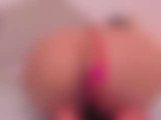 Valery Santorini's Live Sex Cam Show