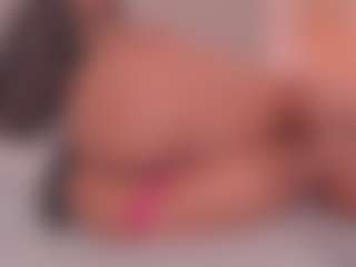 Live cam show with Valery Santorini - Big Tits on Hubzter Live
