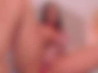 Live cam show with Valery Santorini - Average on Streamer API