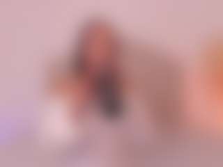 Live cam show with Valery Santorini - Flashing on Camsoda