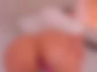 Live cam show with Valery Santorini - Dirty on CamwithHer