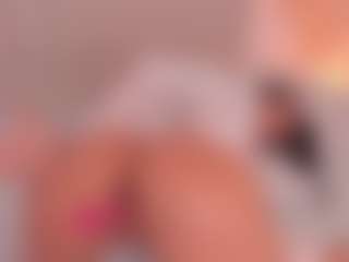 Live cam show with Valery Santorini - Double Penetration on Camsoda