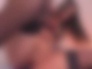 Live cam show with Valery Santorini - Small on Camsoda