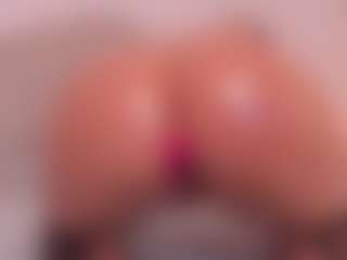 Valery Santorini's Live Sex Cam Show