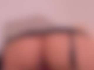Valery Santorini's Live Sex Cam Show