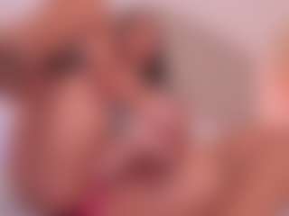 Live cam show with Valery Santorini - Natural on Camsoda
