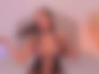 Valery Santorini's Live Sex Cam Show