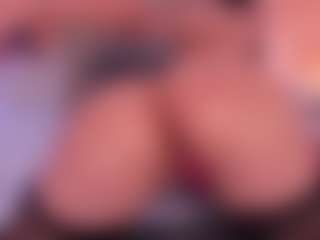 Valery Santorini's Live Sex Cam Show
