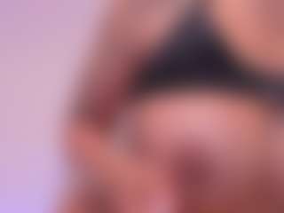 Valery Santorini's Live Sex Cam Show