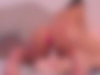 Live cam show with Valery Santorini - Big Tits Toys on AdultVida.com