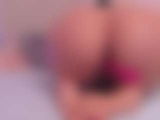 Valery Santorini's Live Sex Cam Show