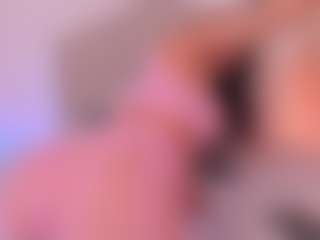 Live cam show with Valery Santorini - Dildo Or Vibrator on Camsoda