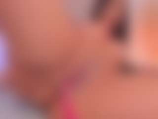Live cam show with Valery Santorini - Fingering on Uber Horny