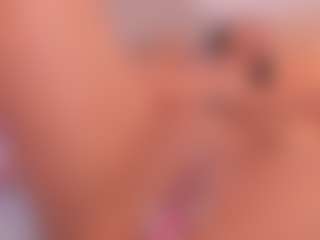 Live cam show with Valery Santorini - Full Nudity on Uber Horny