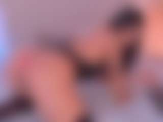 Valery Santorini's Live Sex Cam Show