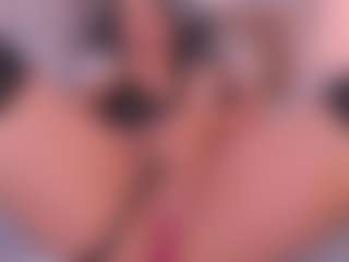 Live cam show with Valery Santorini - Shaved Pussy Big Tits on Camsoda