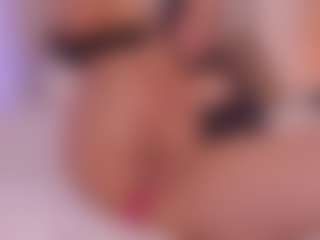 Valery Santorini's Live Sex Cam Show