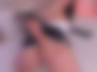 Live cam show with Valery Santorini - Thong on sexylive.show