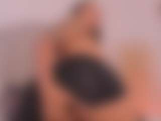 Live cam show with Valery Santorini - Sexwebcam on Camsoda