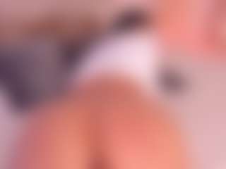 Live cam show with Valery Santorini - Big Tits on Camsoda
