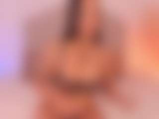 Live cam show with Valery Santorini - Shaved on Milfs Live