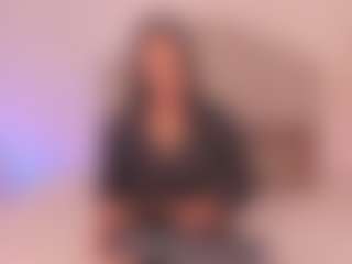 Live cam show with Valery Santorini - Fingering Latina on Camsoda | colombia