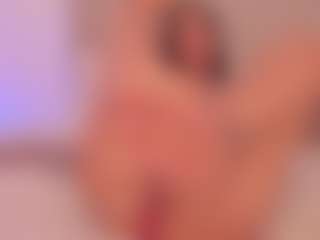 Live cam show with Valery Santorini - Big Ass on Camsoda