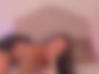 Live cam show with Valery Santorini - Deepthroat on xxxlivecams.org
