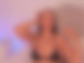 Valery Santorini's Live Sex Cam Show