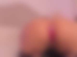 Valery Santorini's Live Sex Cam Show