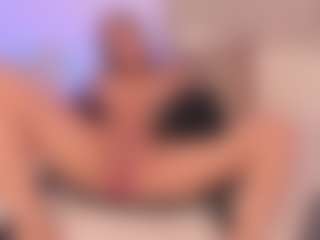 Valery Santorini's Live Sex Cam Show