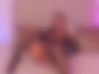 Live cam show with Valery Santorini - Bedroom on Soda Cam
