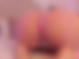 Valery Santorini's Live Sex Cam Show